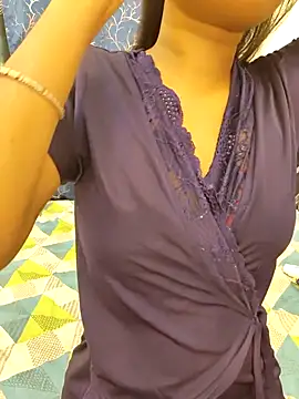 Snapshot of yhona_darling chatting on 11/30/25, 12:20 yhona darling online show from 11/30/25, 12:20