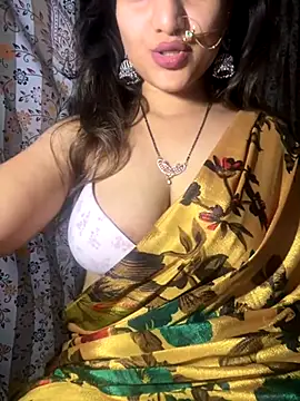 Snapshot of pikaindian chatting on 10/13/25, 12:16 pikaindian online show from 10/13/25, 12:16