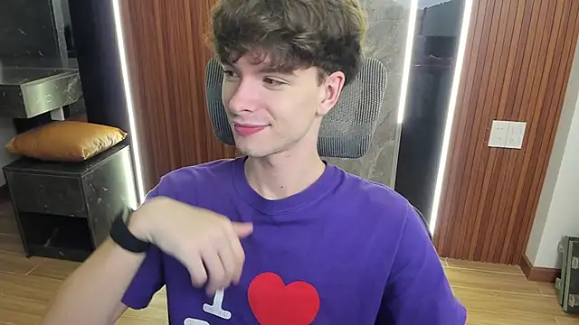 calvin love you online show from 05/01/26, 05:17