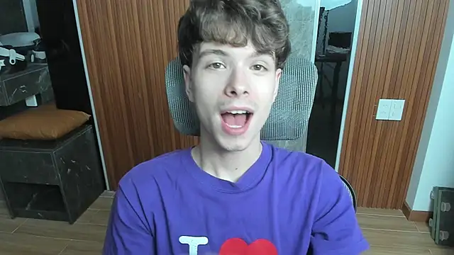 calvin love you online show from 05/08/26, 05:07