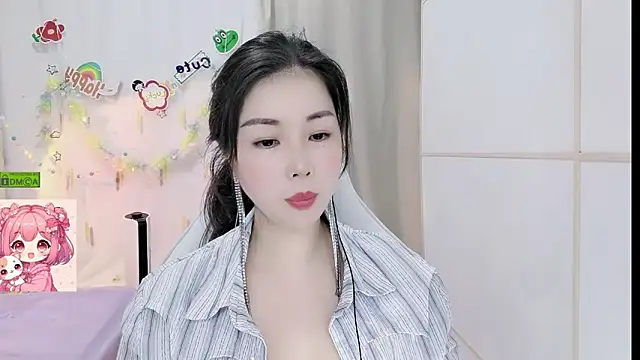 Snapshot of HK_angelchloe chatting on 06/19/26, 01:21 HK angelchloe online show from 06/19/26, 01:21