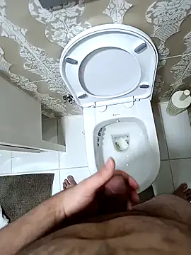 Snapshot of 31cektirenbatuu chatting on 10/17/25, 01:25 31cektirenbatuu online show from 10/17/25, 01:25