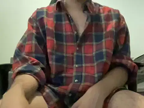 Snapshot of Har3199 chatting on 10/19/25, 12:00 Har3199 online show from 10/19/25, 12:00