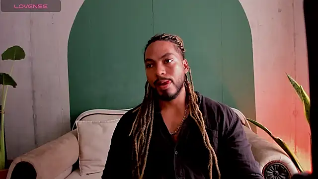 Snapshot of noah_jones__ chatting on 03/05/26, 06:59 noah jones online show from 03/05/26, 06:59