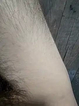 Snapshot of hungarian_dick chatting on 11/23/25, 08:47 hungarian dick online show from 11/23/25, 08:47