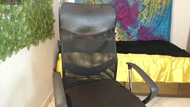 BurningVenus12 online show from 01/12/25, 08:36