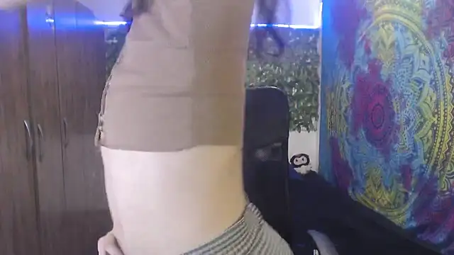 BurningVenus12 online show from 09/18/25, 04:25