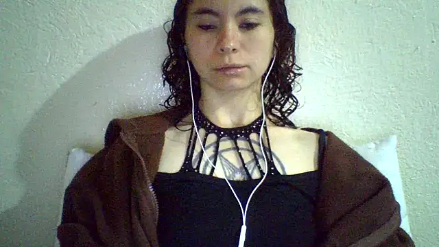 Snapshot of CELEna098rs707 chatting on 05/22/26, 08:58 CELEna098rs707 online show from 05/22/26, 08:58