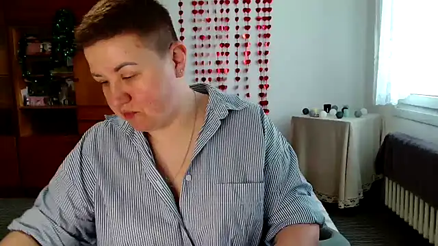 Annet1912 online show from 02/08/25, 11:33