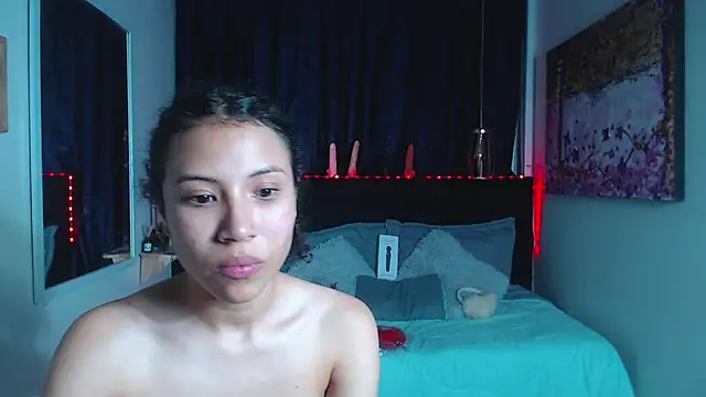 Snapshot of avans_15 chatting on 12/21/24, 12:31 avans 15 online show from 12/21/24, 12:31