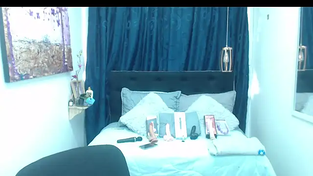 Snapshot of avans_15 chatting on 01/11/25, 01:32 avans 15 online show from 01/11/25, 01:32