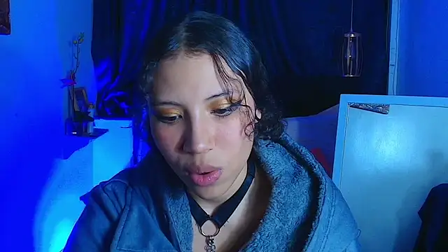 Snapshot of avans_15 chatting on 02/06/25, 01:27 avans 15 online show from 02/06/25, 01:27