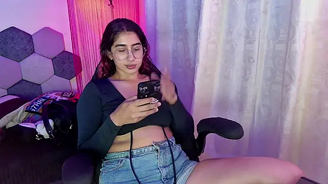 Snapshot of Horny_tgn chatting on 05/29/26, 06:17 Horny tgn online show from 05/29/26, 06:17
