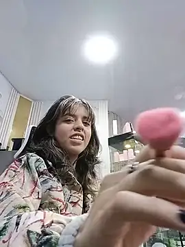 ivannabellini online show from 06/14/26, 01:57