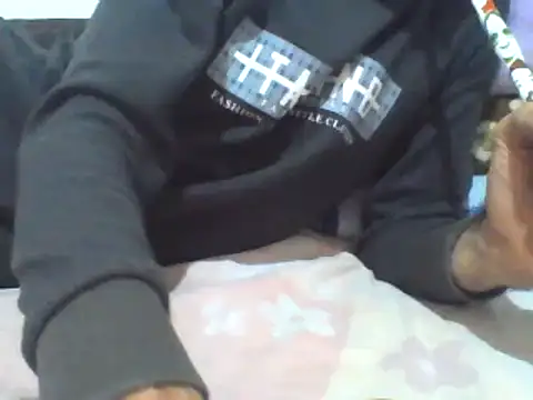 Snapshot of Soso2025s chatting on 03/15/26, 12:27 Soso2025s online show from 03/15/26, 12:27