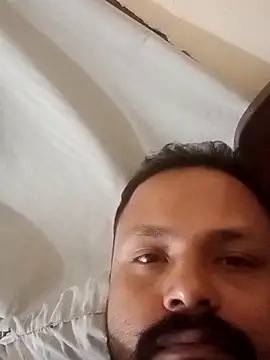 Snapshot of Aabhinashh chatting on 10/24/25, 08:05 Aabhinashh online show from 10/24/25, 08:05