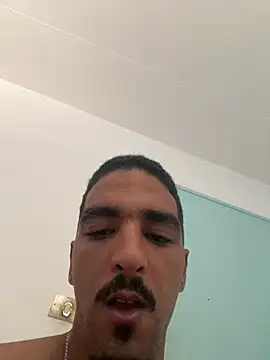 Snapshot of Xxxhalcon chatting on 07/12/26, 12:18 Xxxhalcon online show from 07/12/26, 12:18