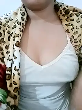 Snapshot of Arohi_is_Live chatting on 02/06/25, 05:57 Arohi is Live online show from 02/06/25, 05:57