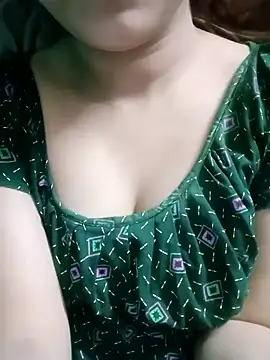 Snapshot of Arohi_is_Live chatting on 03/20/25, 01:04 Arohi is Live online show from 03/20/25, 01:04