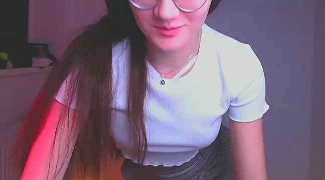 Snapshot of Josephine_jo chatting on 12/19/24, 10:32 Josephine jo online show from 12/19/24, 10:32