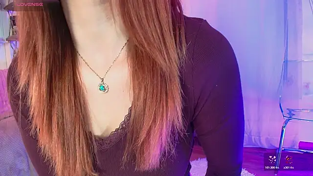 HANNAH LOVEE online show from 05/01/26, 02:27