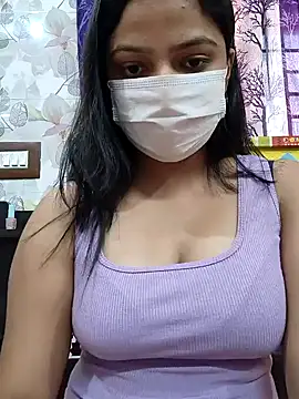 Myloveurvi online show from 12/17/24, 10:44