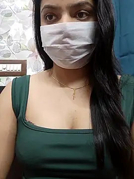 Myloveurvi online show from 10/11/25, 11:31