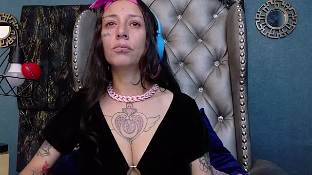 LusstCruella online show from 05/01/26, 03:05