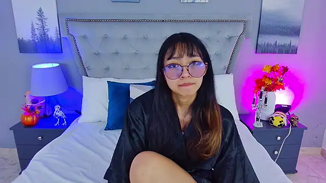 Snapshot of Yommi_Winx chatting on 10/22/25, 09:58 Yommi Winx online show from 10/22/25, 09:58