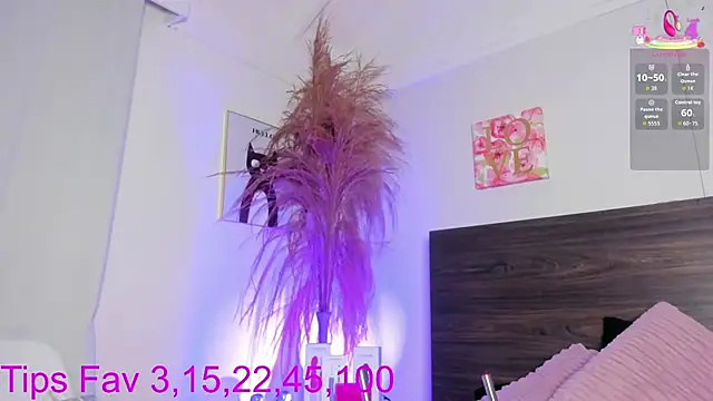 Martina Miiller online show from 11/08/25, 02:12