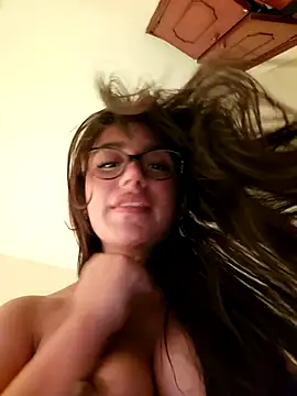 Lau1127 online show from 10/24/25, 03:58