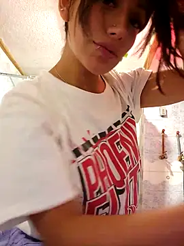 Lau1127 online show from 12/03/25, 03:58