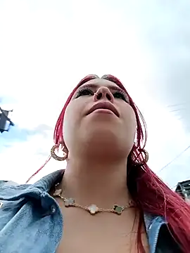 aurora sky11 online show from 09/15/25, 09:15