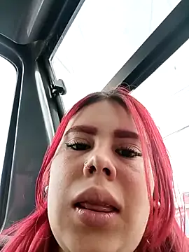 aurora sky11 online show from 10/08/25, 03:31