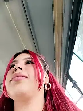 aurora sky11 online show from 11/05/25, 03:34