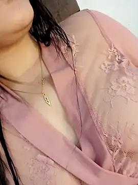 im here- online show from 10/12/25, 04:50