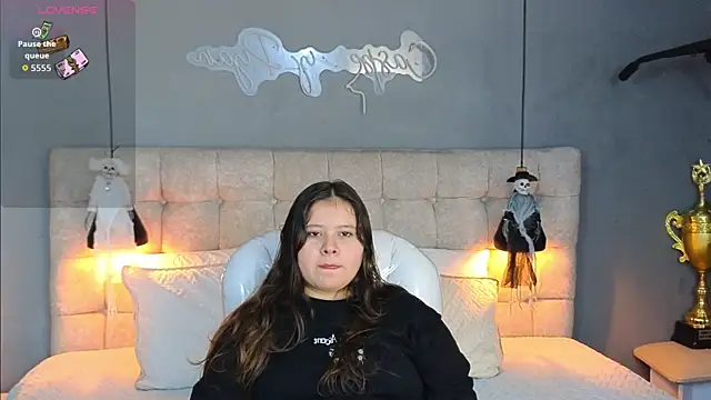 Laia and Aloby online show from 10/09/25, 10:19