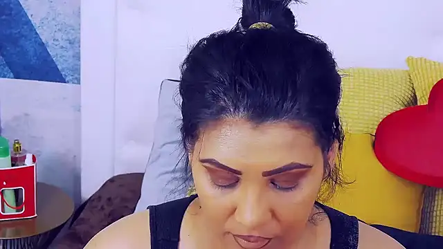 AmyCubes online show from 06/19/26, 01:59