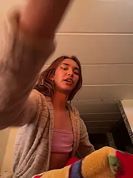 Nikol Rang   online show from 02/09/25, 06:58