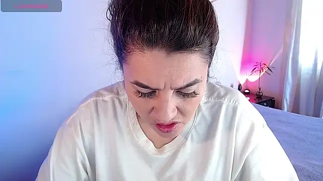 Lu perez online show from 01/20/25, 03:18