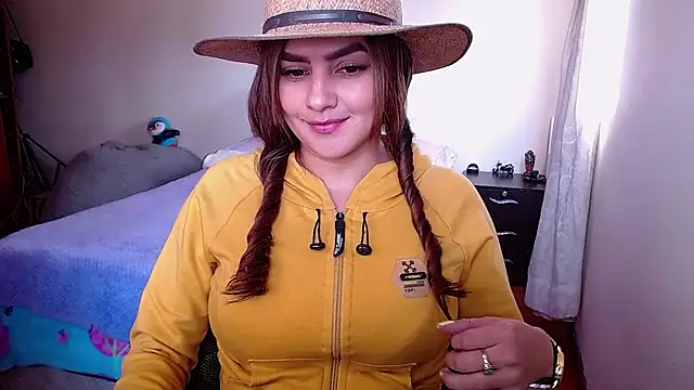 Lu perez online show from 02/05/25, 07:10