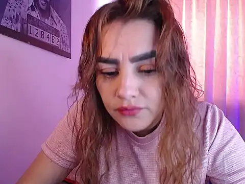 Snapshot of Lu_perez chatting on 02/18/26, 07:32 Lu perez online show from 02/18/26, 07:32