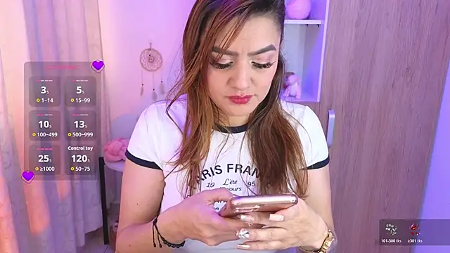 Lu perez online show from 06/17/26, 01:34