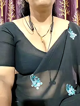 Snapshot of bhuvana555 chatting on 01/25/25, 08:53 bhuvana555 online show from 01/25/25, 08:53