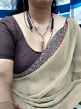 Snapshot of bhuvana555 chatting on 02/05/25, 04:48 bhuvana555 online show from 02/05/25, 04:48