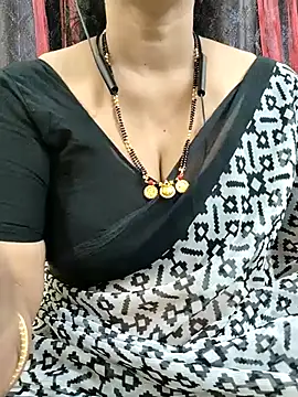 Snapshot of bhuvana555 chatting on 09/15/25, 05:29 bhuvana555 online show from 09/15/25, 05:29