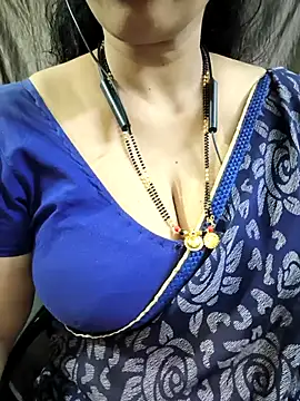 Snapshot of bhuvana555 chatting on 04/20/26, 05:26 bhuvana555 online show from 04/20/26, 05:26