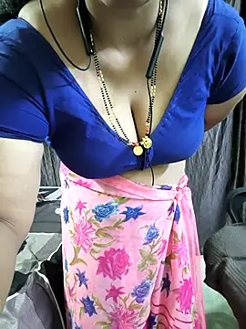 Snapshot of bhuvana555 chatting on 05/05/26, 10:01 bhuvana555 online show from 05/05/26, 10:01