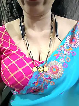 Snapshot of bhuvana555 chatting on 05/07/26, 05:24 bhuvana555 online show from 05/07/26, 05:24