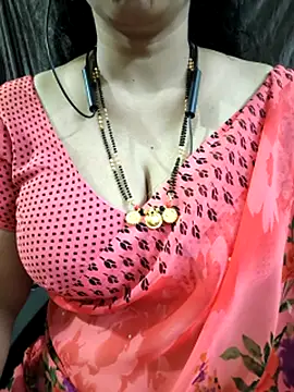 Snapshot of bhuvana555 chatting on 05/11/26, 02:56 bhuvana555 online show from 05/11/26, 02:56